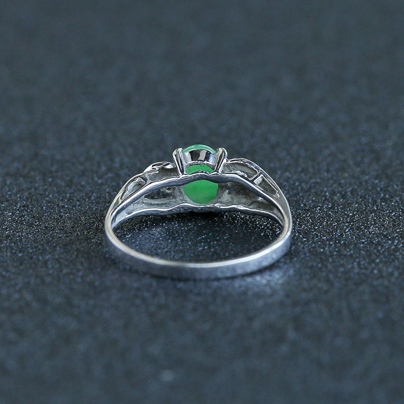 18K金镶缅甸天然糯豆种翡翠戒指-红掌柜