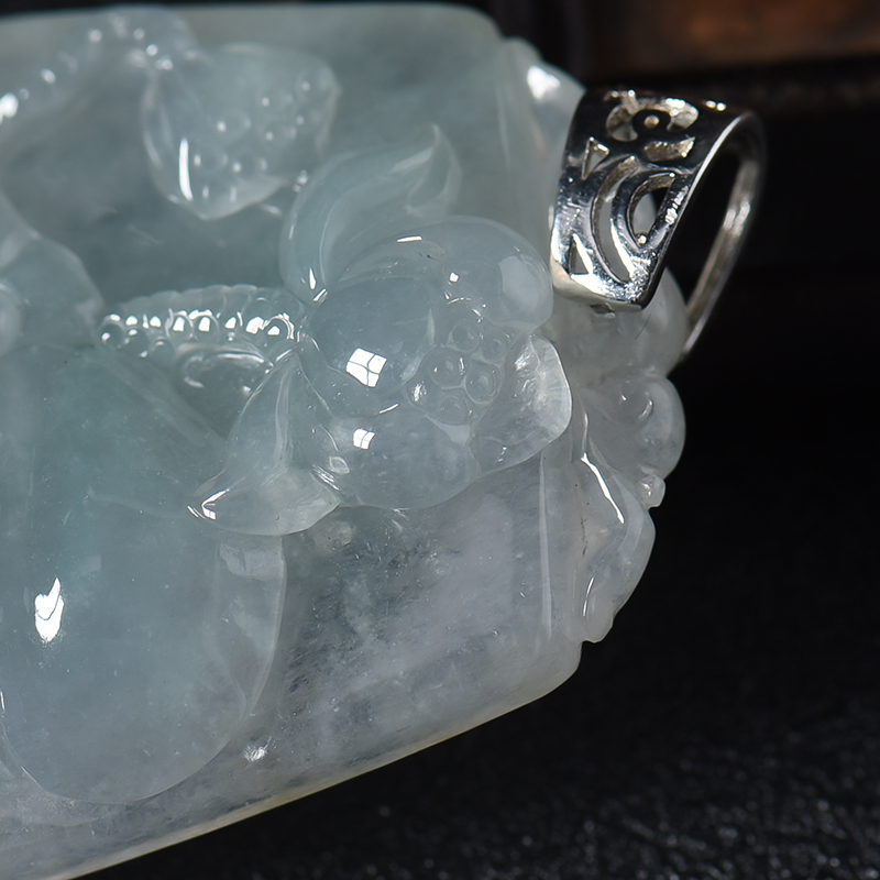 翡翠连年有余-红掌柜