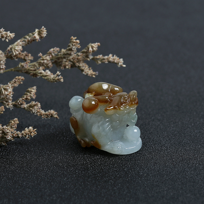 糯种翡翠貔貅挂件-红掌柜