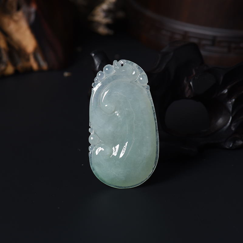 翡翠如意吊坠-红掌柜