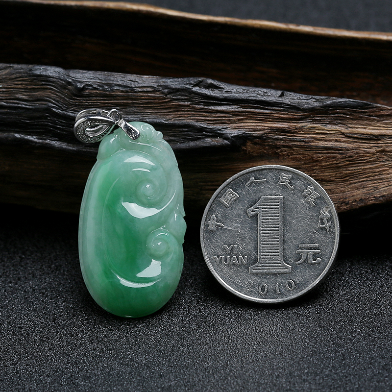 天然糯种飘绿翡翠如意挂件 - 红掌柜