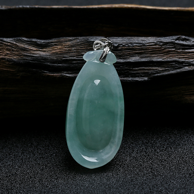 飘绿翡翠福瓜挂件 - 红掌柜