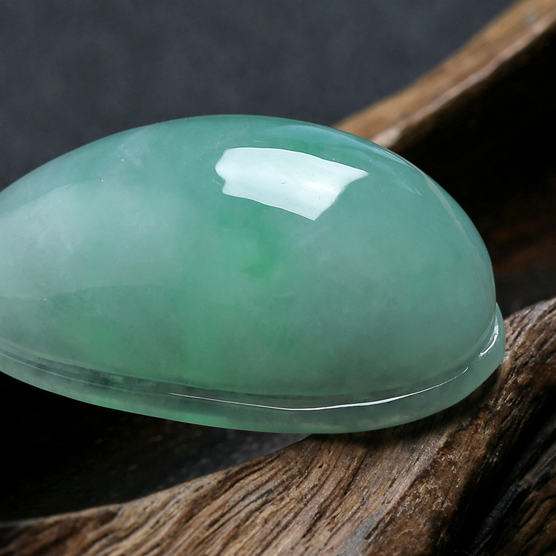 缅甸A货翡翠福瓜挂件 - 红掌柜