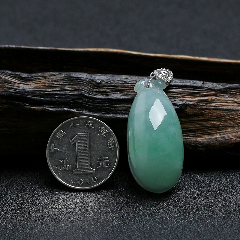 糯种翡翠福瓜挂件 - 红掌柜