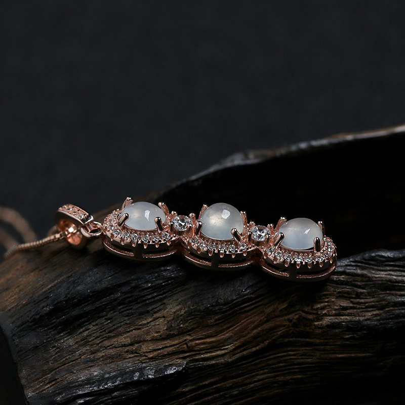 银镶晴水翡翠两件套-红掌柜