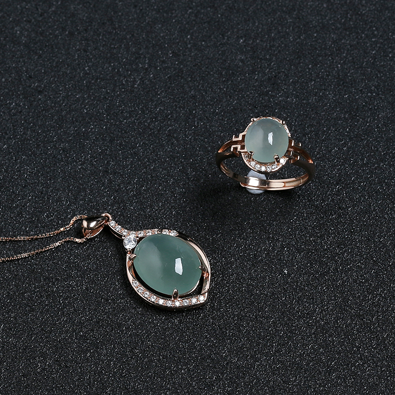 银镶冰种晴水翡翠两件套-红掌柜