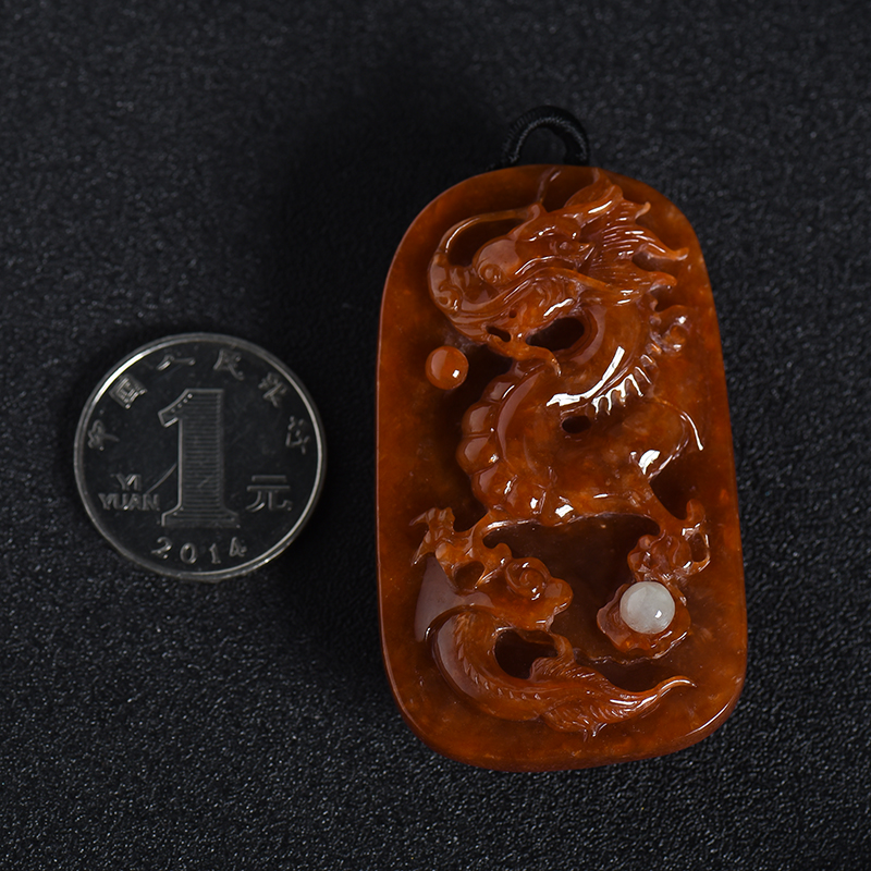 缅甸A货天然翡翠龙牌挂件 - 红掌柜