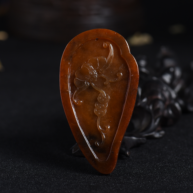 缅甸天然黄翡龙头挂件-红掌柜