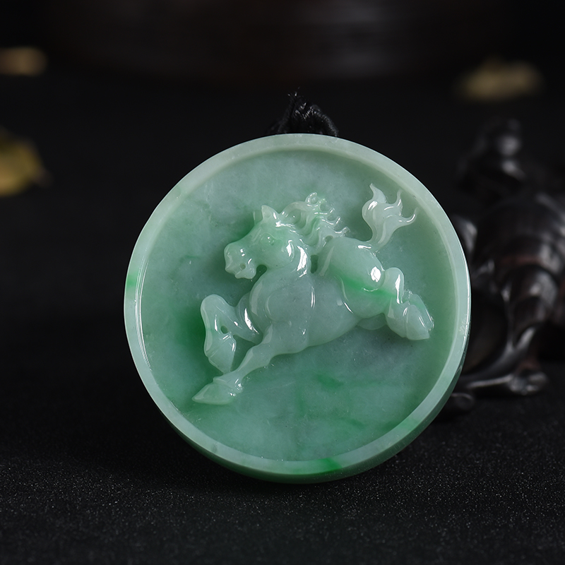 糯种带翠翡翠挂件-红掌柜