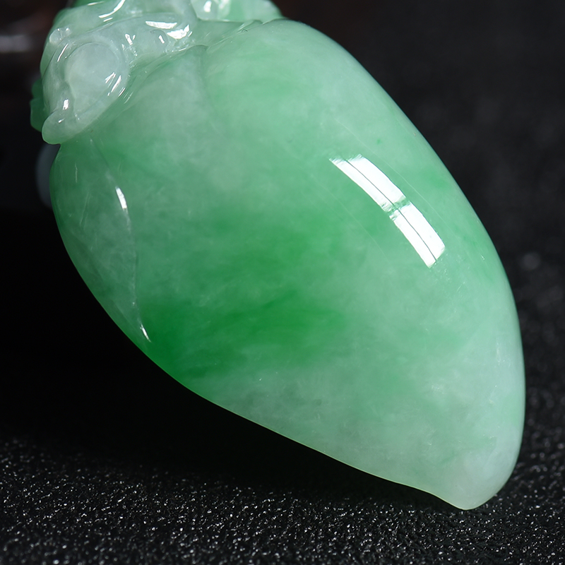 糯种带翠翡翠挂件-红掌柜