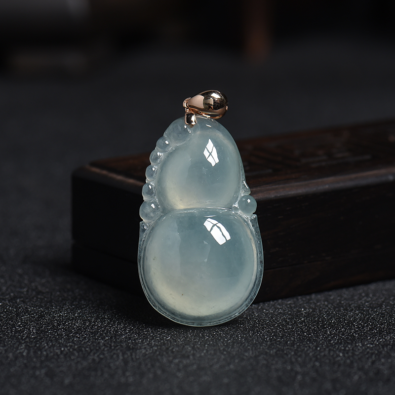 18K金扣糯冰种蓝水翡翠葫芦吊坠 - 红掌柜