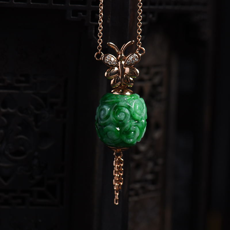 18K金镶花青雕花路路通吊坠 - 红掌柜