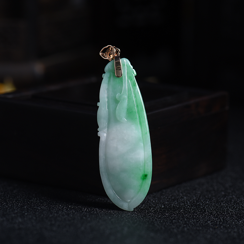 18K金镶糯种翠绿翡翠福瓜吊坠 - 红掌柜