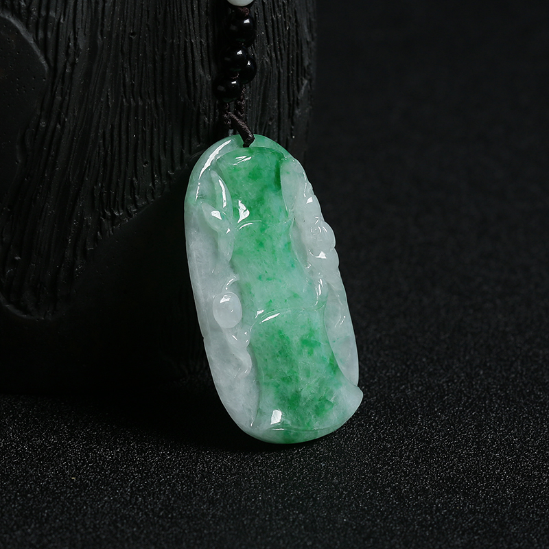 飘绿花翡翠竹节吊坠-红掌柜