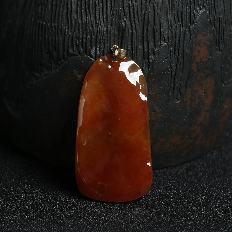 糯种翡翠飞天吊坠-红掌柜