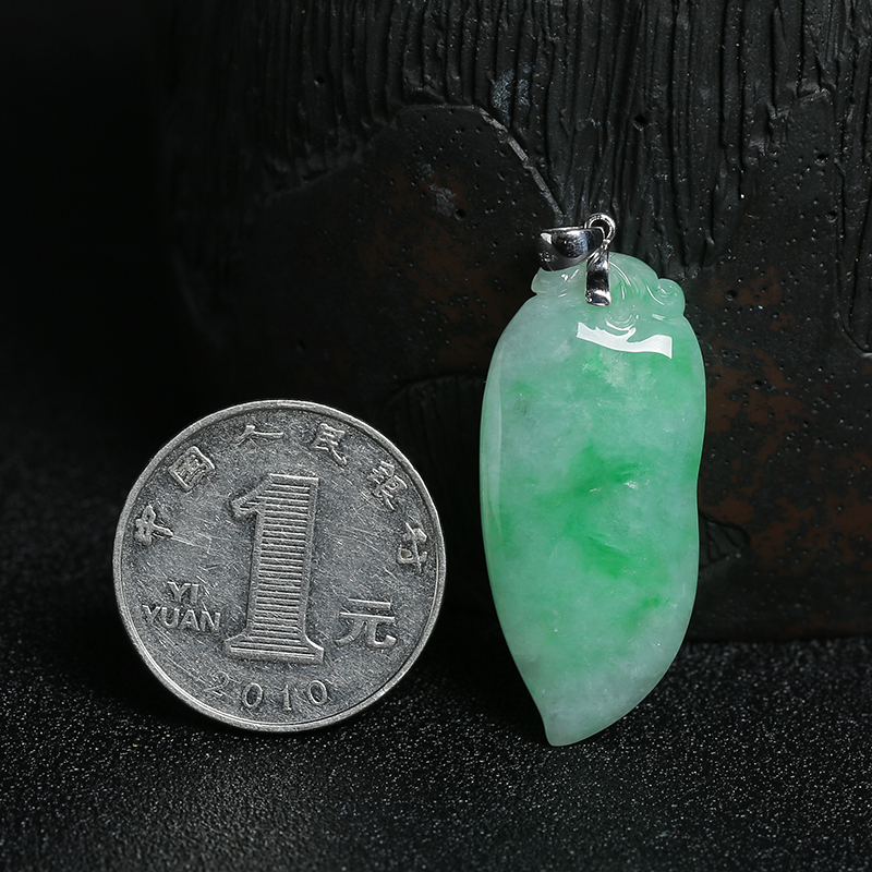 缅甸翡翠福瓜吊坠-红掌柜