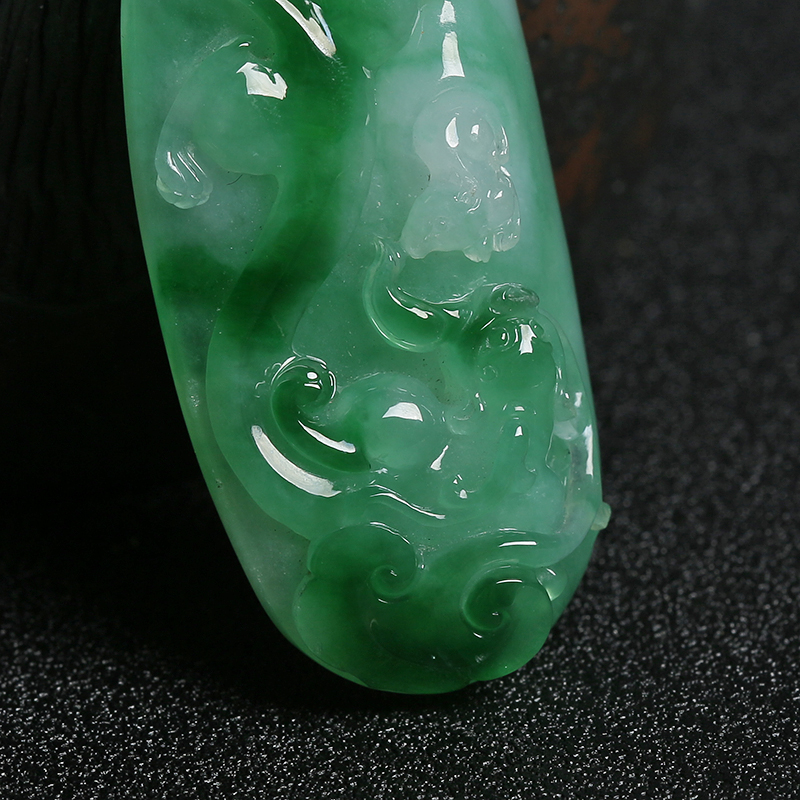 A货翡翠挂件 - 红掌柜