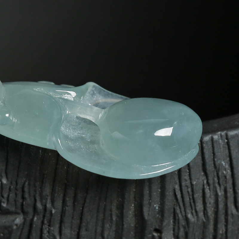 翡翠玉兰花吊坠 - 红掌柜