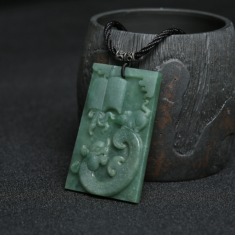 糯种暗绿翡翠望子成龙吊坠 - 红掌柜