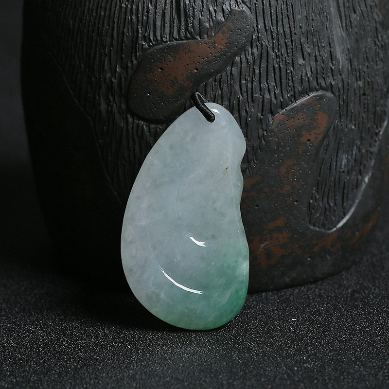 飘翠翡翠观音吊坠 - 红掌柜