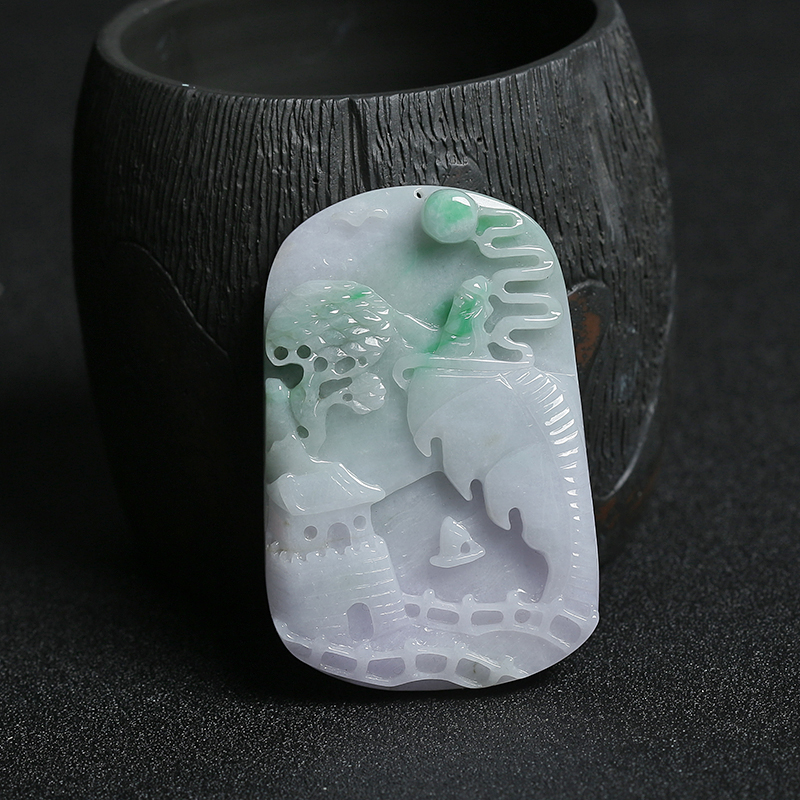  糯种俏色翡翠山水牌吊坠-红掌柜