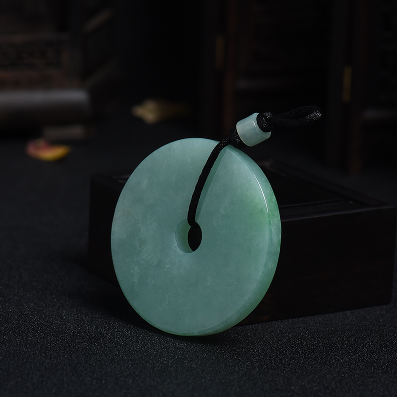 天然冰糯种浅绿翡翠平安扣吊坠-红掌柜