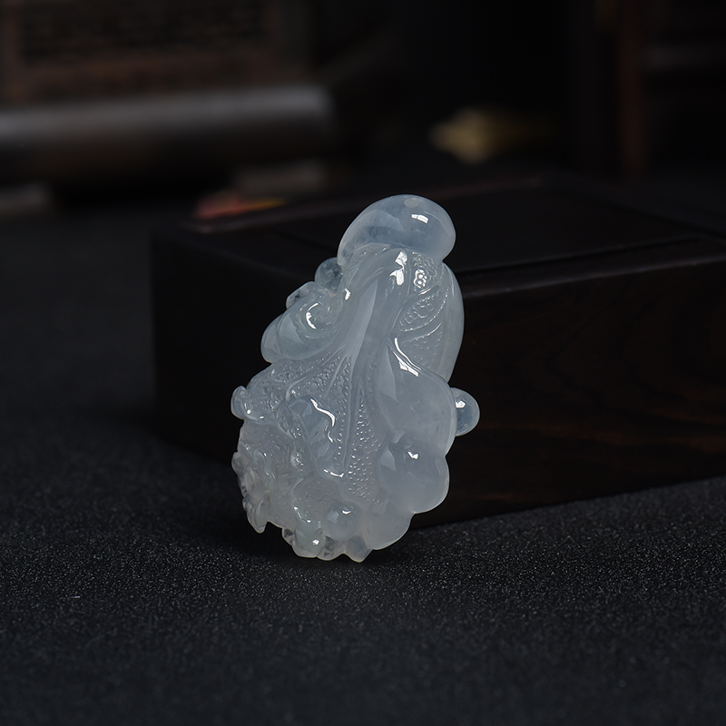 天然冰糯种无色翡翠白菜吊坠-红掌柜