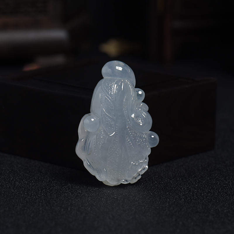 缅甸天然无色翡翠白菜吊坠-红掌柜