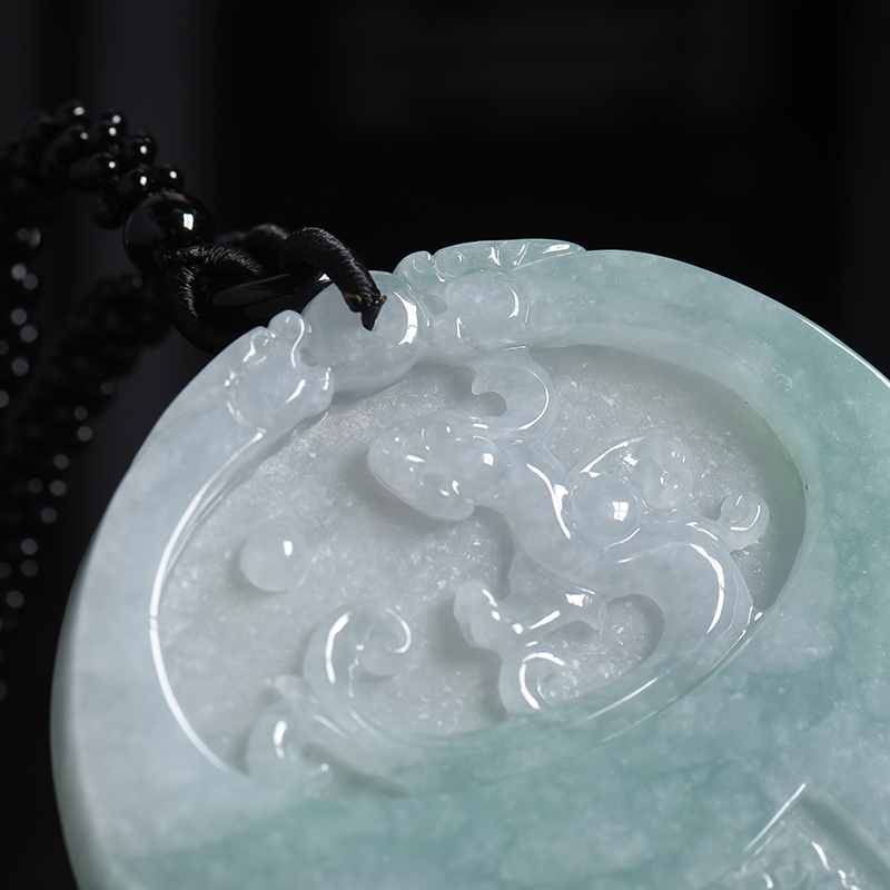 缅甸天然糯种翡翠龙牌吊坠-红掌柜