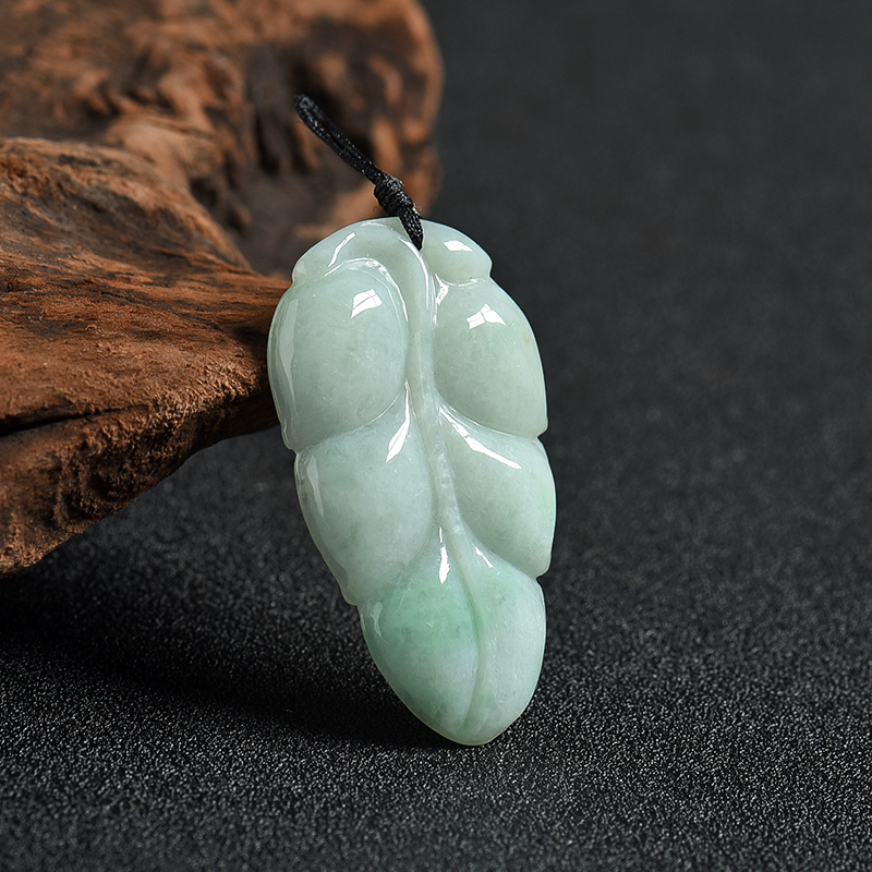 飘翠翡翠金枝玉叶吊坠-红掌柜