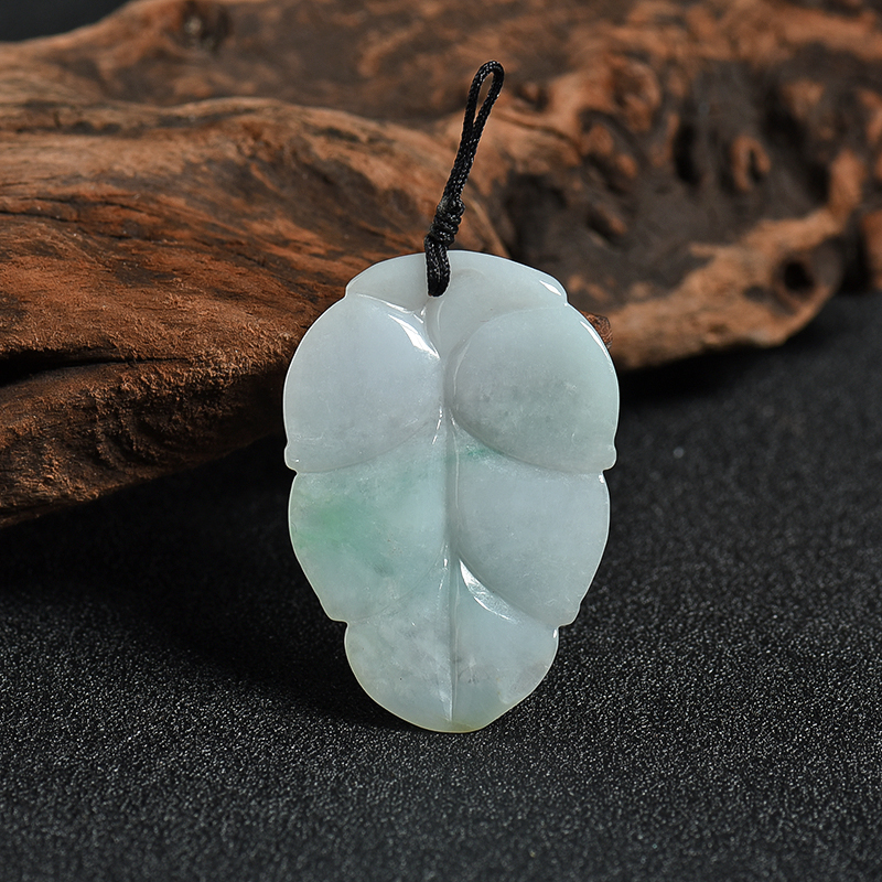 翡翠吊坠-红掌柜