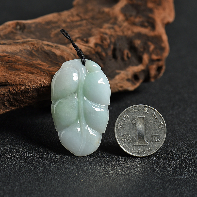 天然翡翠金枝玉叶吊坠-红掌柜