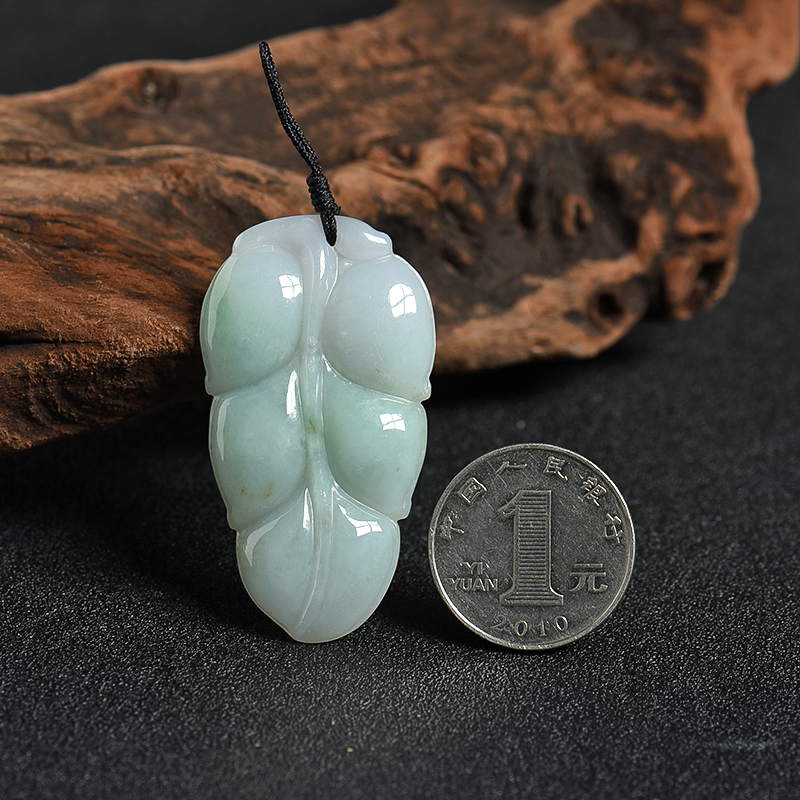 天然糯种浅绿翡翠金枝玉叶吊坠-红掌柜