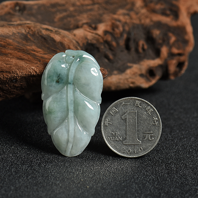 天然翡翠金枝玉叶吊坠-红掌柜