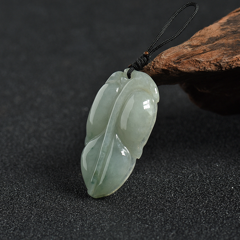 天然飘花翡翠金枝玉叶吊坠-红掌柜