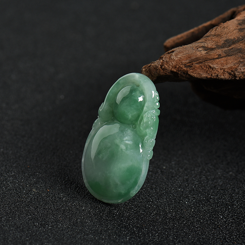 豆种翡翠葫芦吊坠-红掌柜