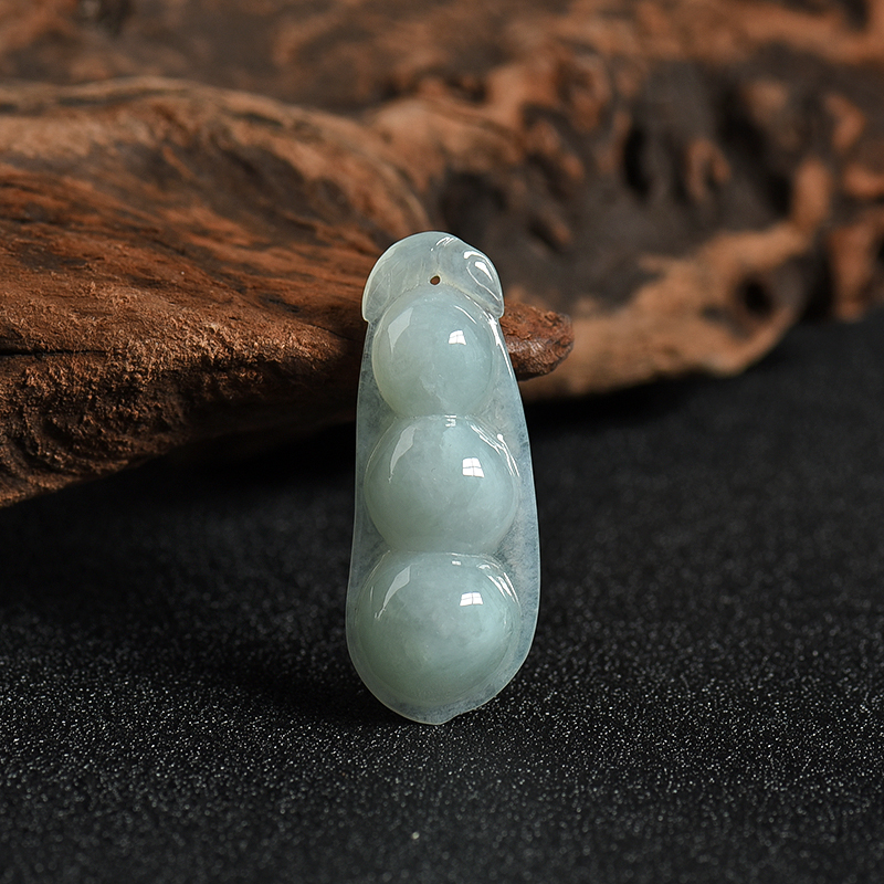 缅甸天然糯种浅绿翡翠连中三元吊坠-红掌柜