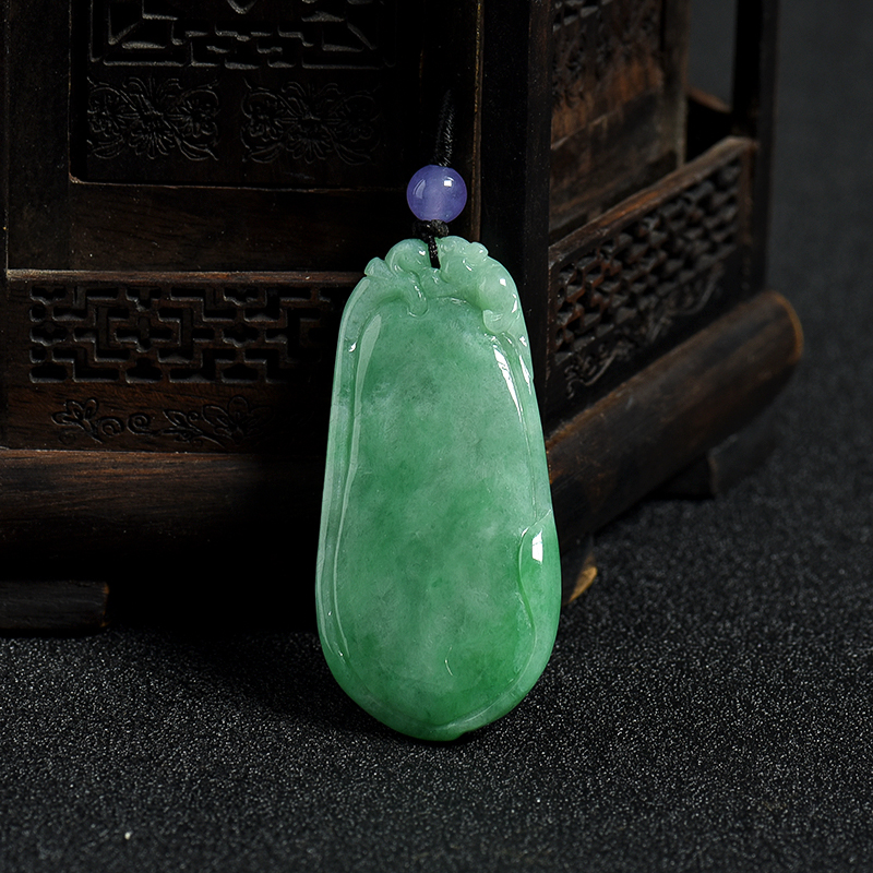 浅绿翡翠福瓜吊坠-红掌柜