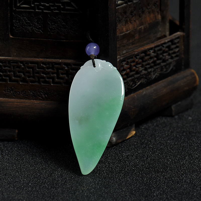 飘绿翡翠福瓜吊坠-红掌柜