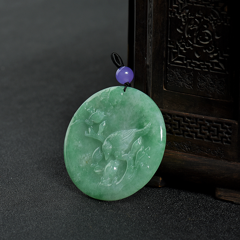 糯种飘绿翡翠喜上眉梢吊坠-红掌柜