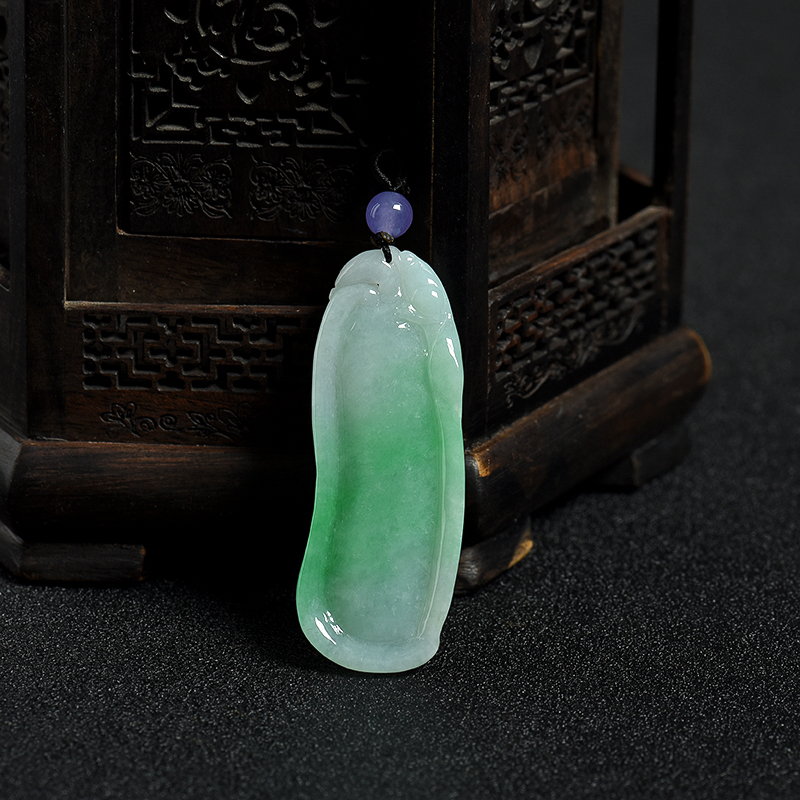 飘绿翡翠福瓜吊坠-红掌柜