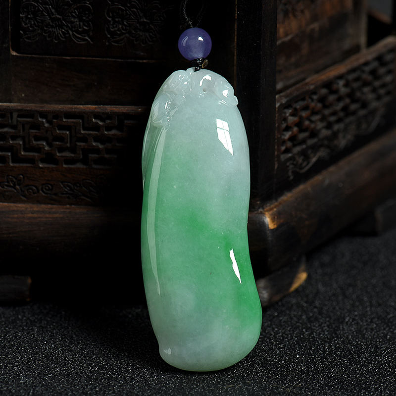 翡翠吊坠-红掌柜