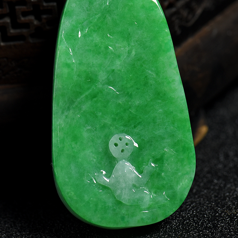 翡翠吊坠-红掌柜