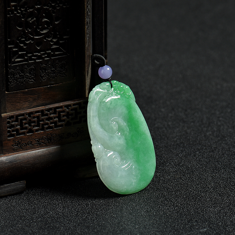 飘翠翡翠如意吊坠-红掌柜