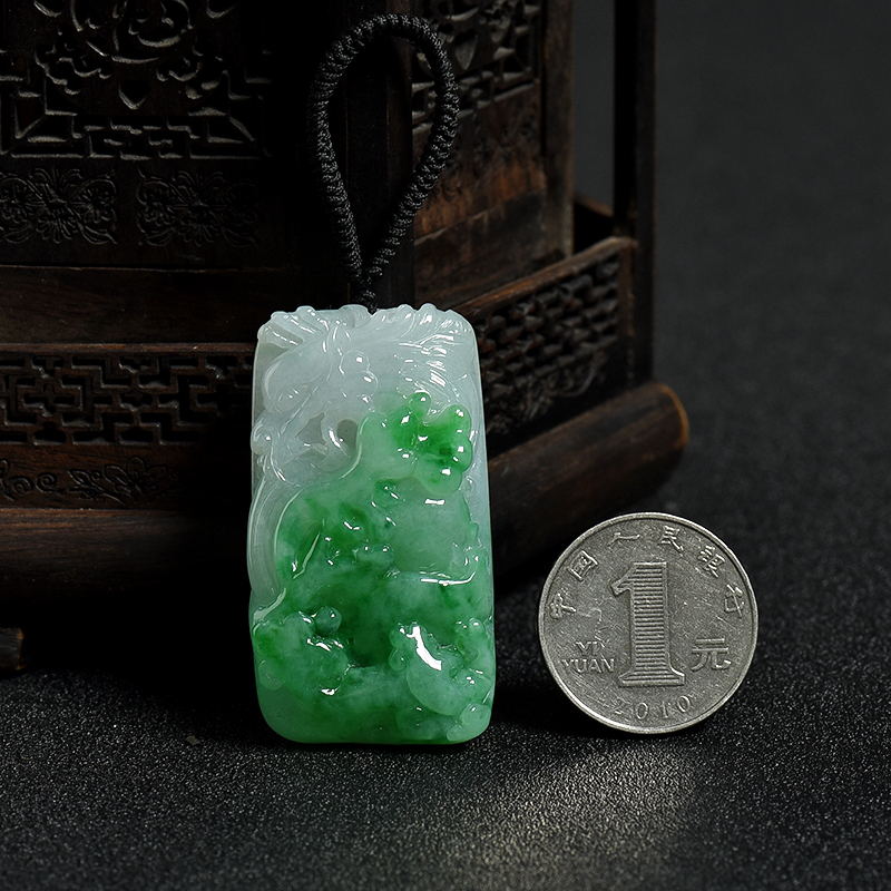 翡翠龙牌-红掌柜