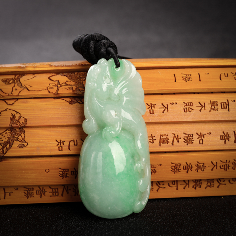 天然缅甸糯种浅绿翡翠福寿如意吊坠-红掌柜
