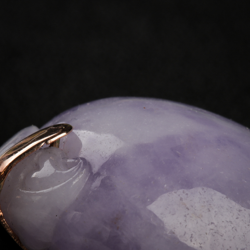 翡翠寿桃吊坠-红掌柜