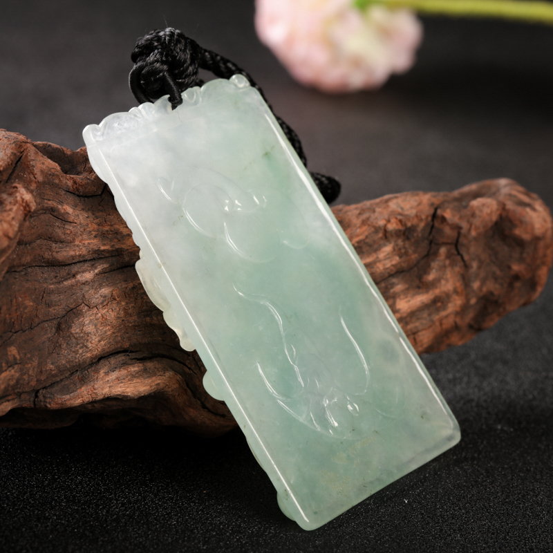 缅甸糯冰种浅绿翡翠龙牌吊坠-红掌柜