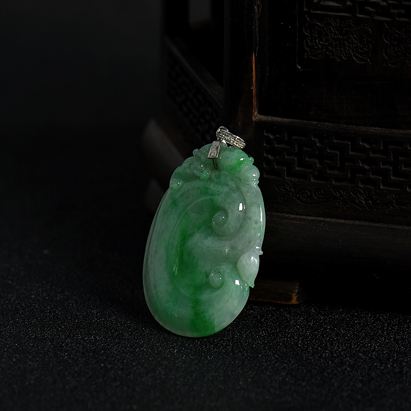 翡翠如意吊坠-红掌柜