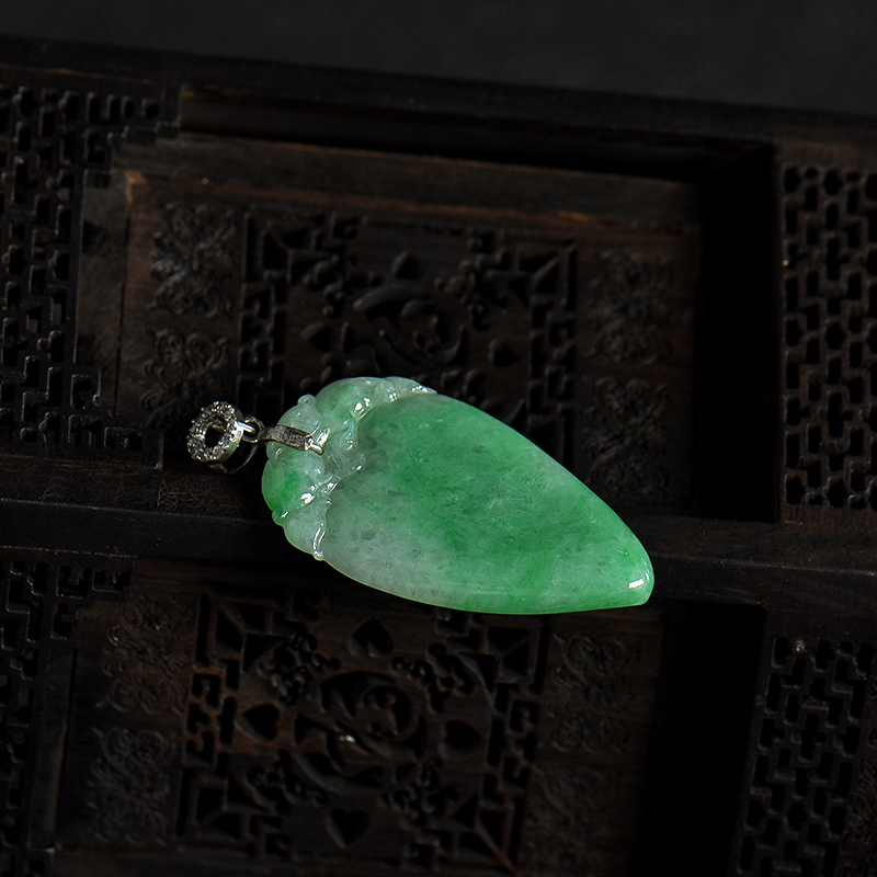 天然翡翠福瓜吊坠-红掌柜